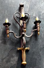 Wandleuchter aus M1831 Faschinenmesser u.Tüllenbajonett