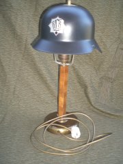Deutscher Stahlhelm 2. Weltkrieg Stahlhelmlampe