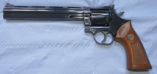 DAN WESSON REVOLVER (VERM. MOD. 15-2) V8 IN KALIBER .357 MAGNUM – 8 ZOLL LAUF – TOP GELEGENHEIT