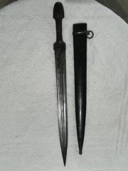 Unbekannte, kaukasische Dolch mit punzen