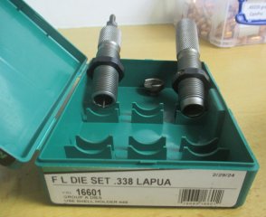 2 RCBS-Matrizen für .338 Lapua Magnum mit Hülsenhalter