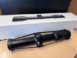 Zeiss Zielfernrohr Victory V8 1,1-8x30 M