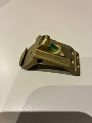 ERA-TAC Halter für SCHUSSWINKELKOMPENSATOR mit LIBELLE in RAL8000 T0940-0000
