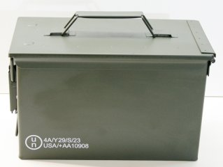 1 x ORIGINAL M2A1 ADI Munitionskiste UN-4A NATO STANDARD Oliv Grün Metallkiste 28 x 14 x 18,5cm BOX