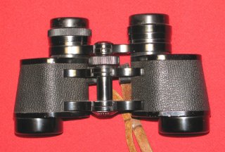 Fernglas, ein CARL ZEISS 8 x 30 mit dem orginalen Köcher