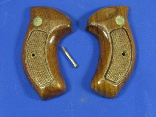 Holzgriffschalen Smith & Wesson Revolver J