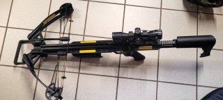 Armbrust, EK Archery Accelerator 370 Compound-Armbrust Komplett Set