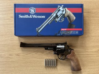 Umarex Smith & Wesson M29 8 3/8 Zoll CO²-Revolver mit Echtholzgriffschalen