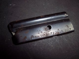 Magazin Armscore M1600 Rock Island Gewehr .22 lfB. L.R. (Mod. 4 6 7 8 9 PPk P38 PPQ P99Dachbodenfund