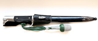 Bajonett/Seitengewehr K98 im Koppelschuh mit Quaste