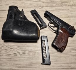 Makarov 9×18 aus Erstbesitz