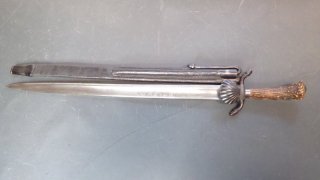 Alter sehr Interessanter Hirschfänger mit Scheide und Allzweck Pfriem