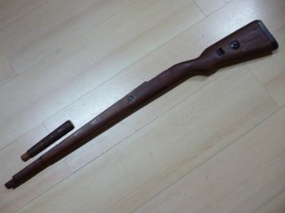 1 Schaft mit Beschlägen + Ersatzteile f. Mauser K98