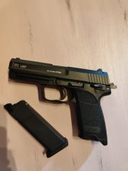 Heckler & Koch USP CO2 4,5 mm Blowback + NEUES 50€ Magazin
