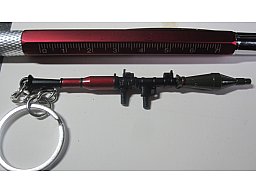 Schlüsselanhänger mit russischer Panzerbüchse RPG - 7