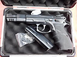 CZ 75 B Sport Kal. 9 mm Luger, 6 Zoll Lauf, im Koffer, top Zustand, super Waffe