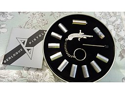 Berloque Pistölchen Schreckschusspistole 2mm Knall vernickelt inkl. Holzkasette *******ansehen**