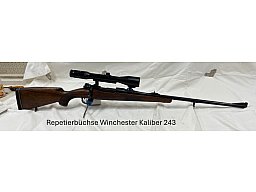 243 Winchester Repetierbüchse mit hochwertigem Zielfernrohr