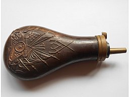 Pulverflasche Vorderlader Kupfer /Messing mit Dekor Kanone etc.