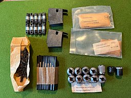 AK 47 KONVOLUT FREIE TEILE ORIGINAL DDR ARSENALWARE ZUM TEIL NOCH VERSIEGELT