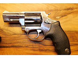 Taurus Revolver 2 Zoll, stainless, cal. 357 Magnum, Fangschusswaffe