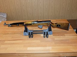 VZ 52/57 CZ. Selbstlader Kaliber: 7,62 × 39 mm