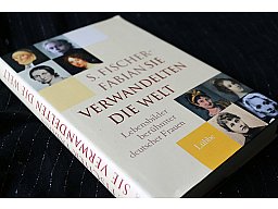 SIE VERWANDELTEN DIE WELT - Lebensbilder berühmter Frauen S. Fischer-Fabian