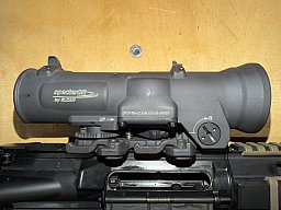Zielfernrohr Elcan Specter DR 1,5–6×, Ausführung .223 Rem
