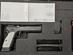 CZ TS 2, Kaliber .40S&W, TOP