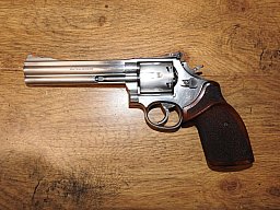 Revolver Smith & Wesson Model 686-4, 6 Zoll, Kal. .357Mag