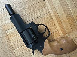 ME 38 Compact - PTB 542 - 9mm Knall - Holzgriffschaeln