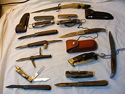 14 Taschenmesser verschiedener Marken