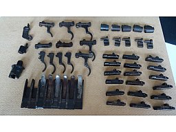 K98 / G98 Mauser Ersatzuteile Konvolut ! Ca.60 Teile , Abzug Visier , Schlosshalter ect. ...........
