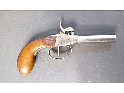 Alte kleine ﻿Perkussion Pistole Schlosskasten und Lauf mit Eisenschnitt