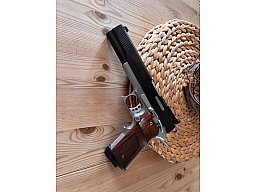 Peters Stahl Multicaliber .45Auto 6 Zoll mit 9mm Wechsellaufsystem