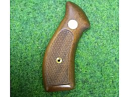 Top erhaltene ERMA Revolver Griffschalen