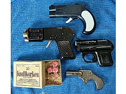 4 Knallkorkenpistolen