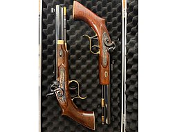 2x Thompson Patriot .45 Vorderlader Pistole als Set