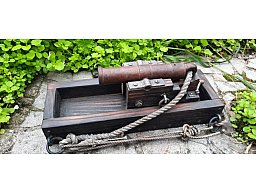 Kleine Schiffskanone aus Stahl