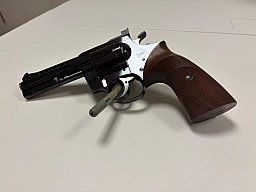 Korth Sport 4 Zoll in .32 H&R Magnum | .32 S&W long