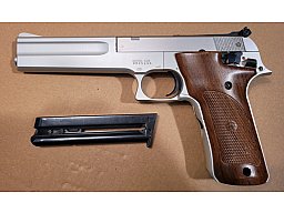 Schöne Smith & Wesson Matchpistole Mod. 2206 in .22lr
