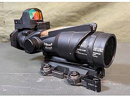Airsoft Clones: ACOG TA31, funkt. Lichtsammler, LaRue Mount, Killflash, Docter Sight Red Dot, Repros
