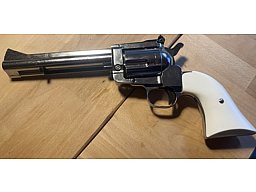 Reck Western Shooter 45 short in chrom mit weißen Griffen
