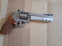S&W pracktical