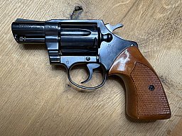 Sammlerstück: Colt Detective Special .38 Spl. – OVP & Lederholster – Top-Zustand!