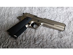 Für Selbstabholer: Colt Government 1911 A1 Schreckschusspistole - cal. 9mm P.A.K. - PTB 774 - Nickel