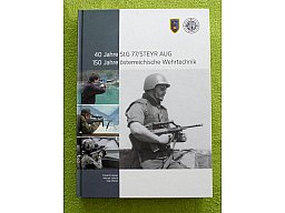 Buch 40 Jahre Sturmgewehr StG 77 / Steyr AUG – Format ca. 30x21 cm – 375 Seiten