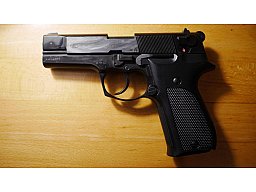Gut erhalten: SRS, PTB, Gas / Knall / Platz Pistole Umarex P 88 ("Walther"), 9 mm PAK