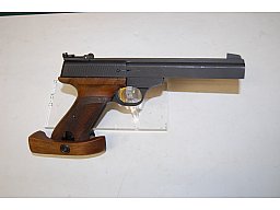 Sport Matchpistole FN International Kal 22lr 6" Lauf +verstellbarer Matchgriff rechte Hand