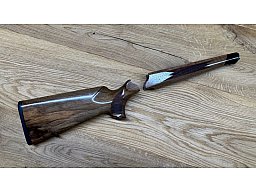 Blaser R8 Schaft OHNE System/Gehäuse // Holzklasse 3 // Mit Original Blaser Riemenbügelösen // NEU